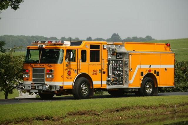 Engine 22, 2004 Pierce Dash