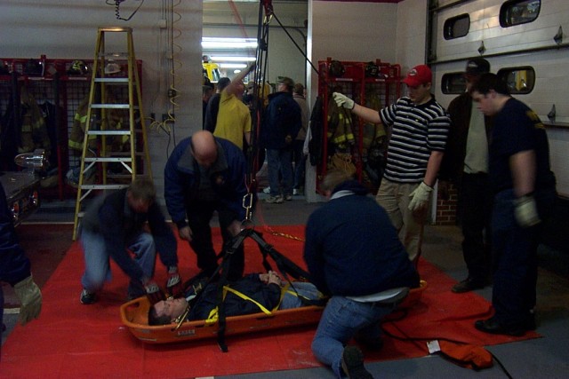 Ropes & Rigging training at Station 22