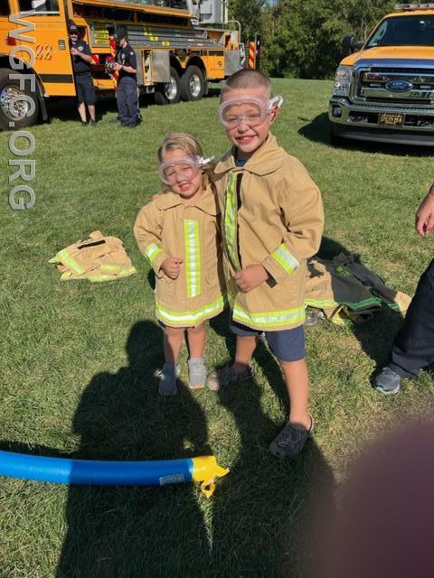 These two posed for a photo before trying the obstacle course. 